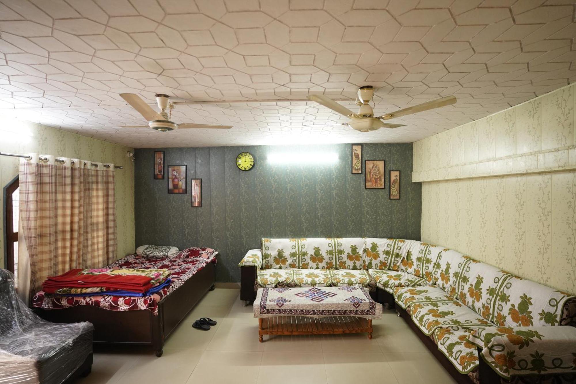 Kashi Dham Homestay Варанаси Екстериор снимка