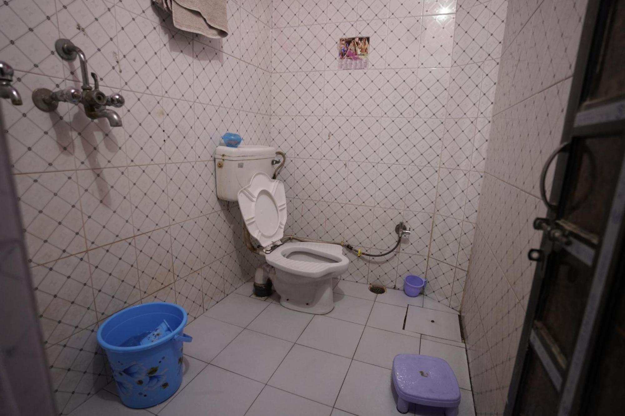 Kashi Dham Homestay Варанаси Екстериор снимка